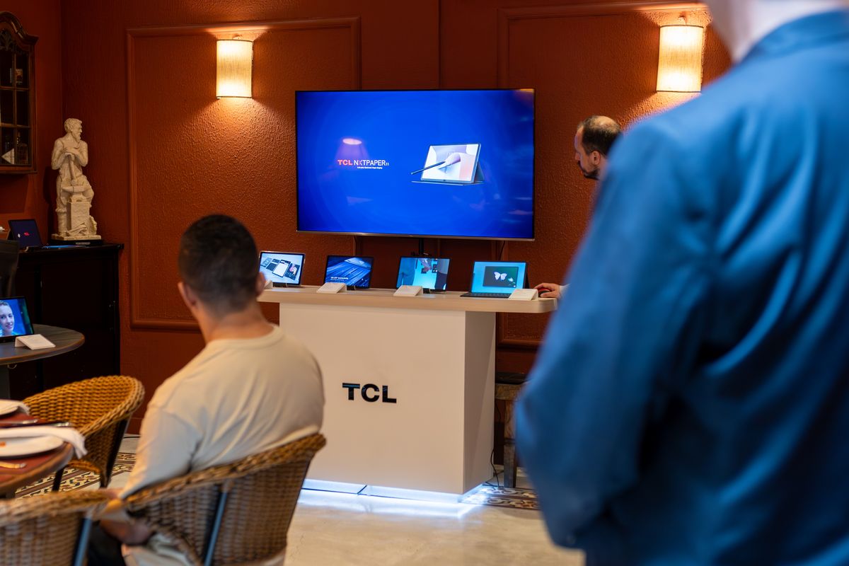 Consumer Electronics Showrooms